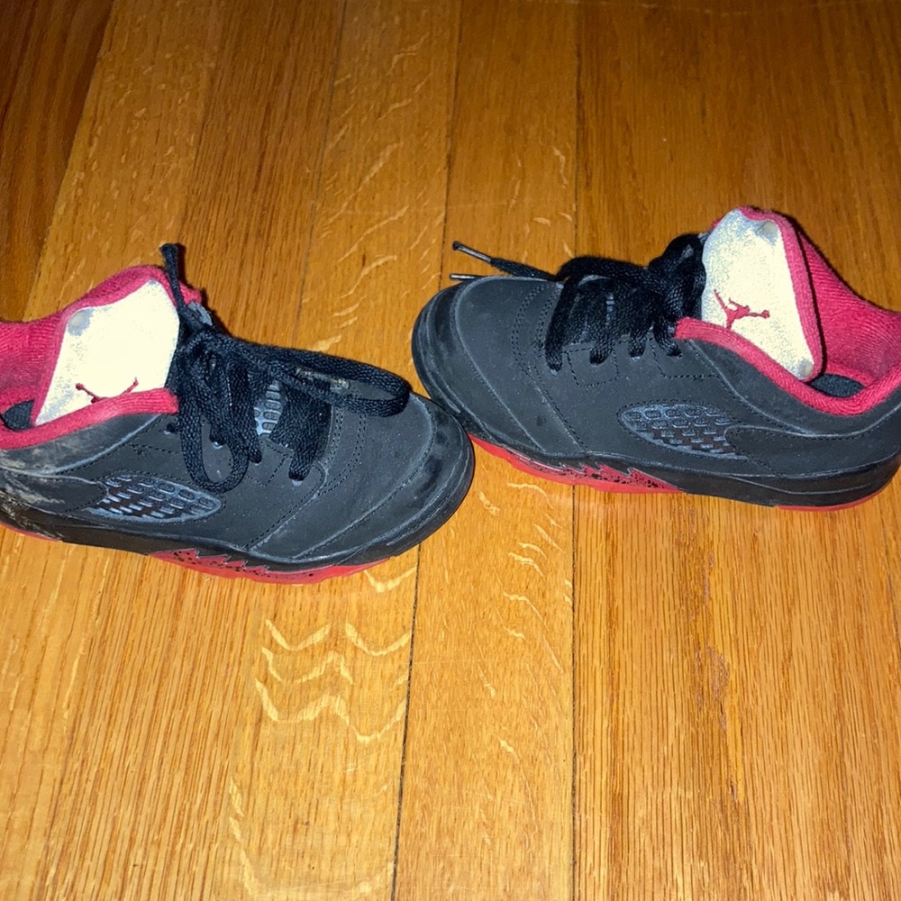 Pre-loved Air Jordan 5